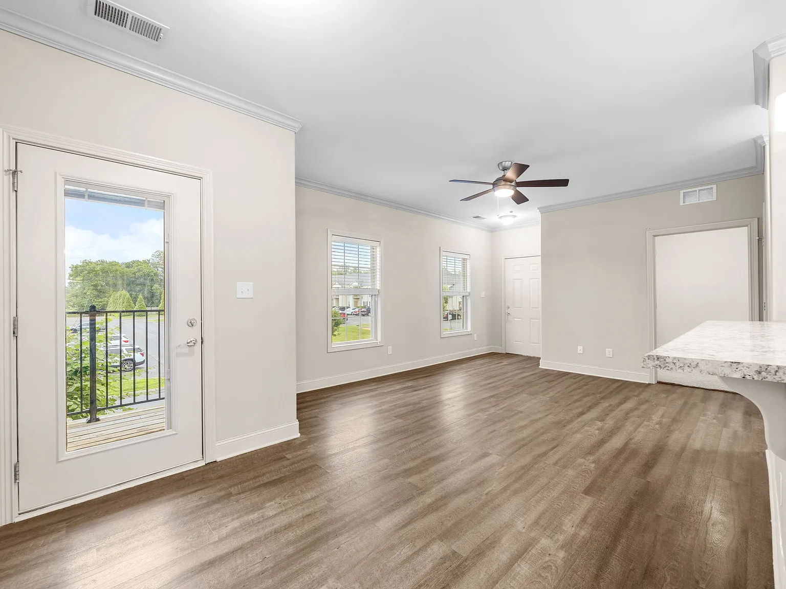 North Pointe — Photo 1