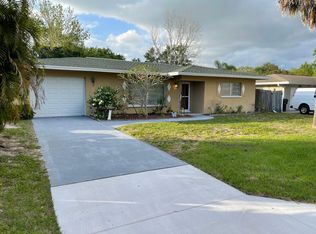 2629 Crescent Dr, Largo, FL 33770