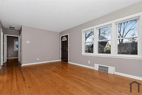 5353 N 56th St #1 — Photo 5