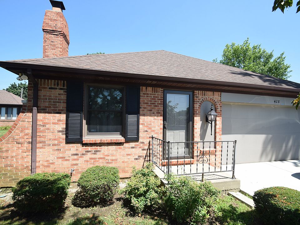 1st image of 428 Glenn Knecht Dr