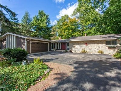 146 Higman Park Hl, Benton Harbor, MI, 49022