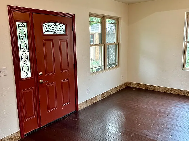 3608 Chatham Ct — Photo 22