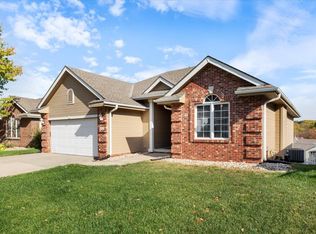 107 Antioch Dr, Council Bluffs, IA 51503
