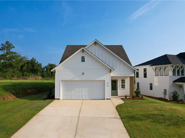 226 Firefly Ln, Opelika, AL 36804