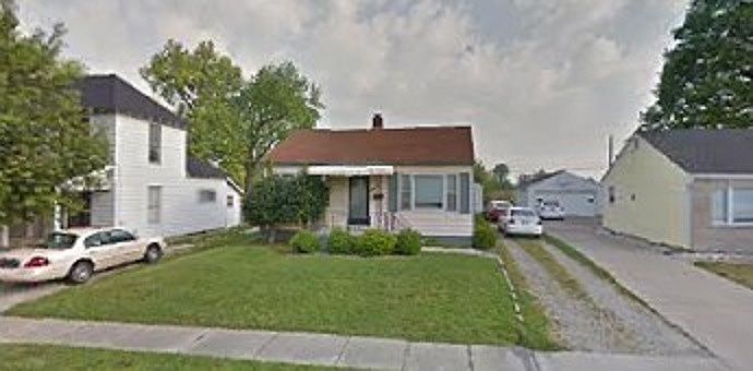 2nd image of 412 E Broadway St