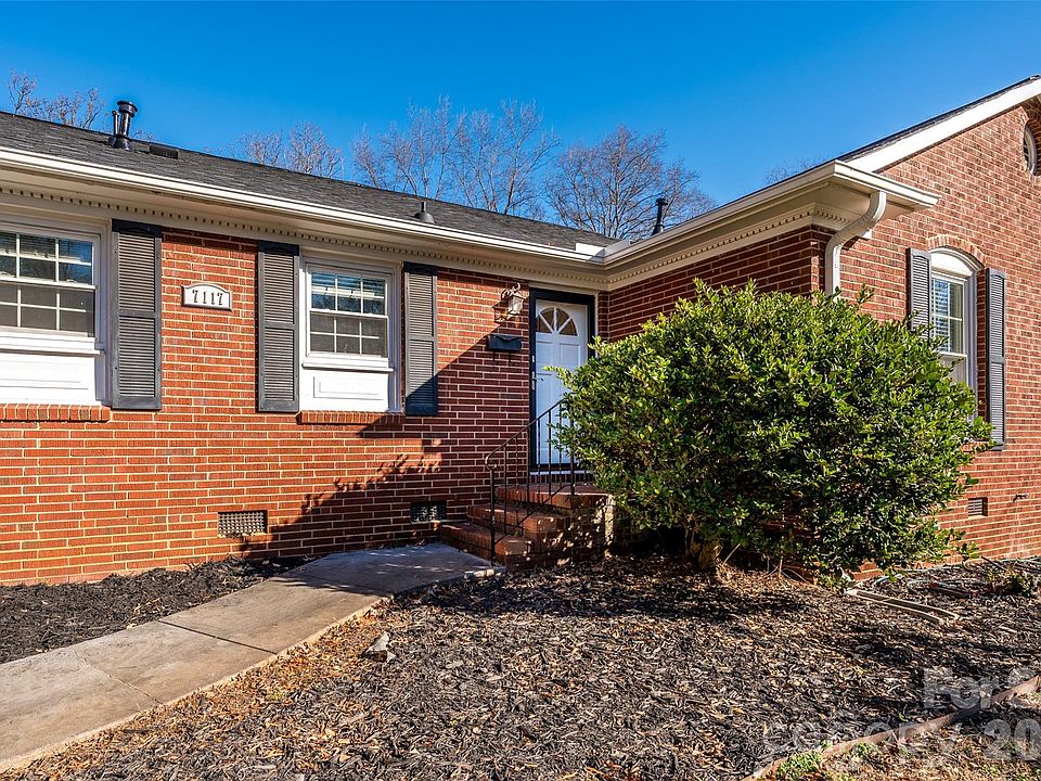 2nd image of 7117 Woodstream Dr