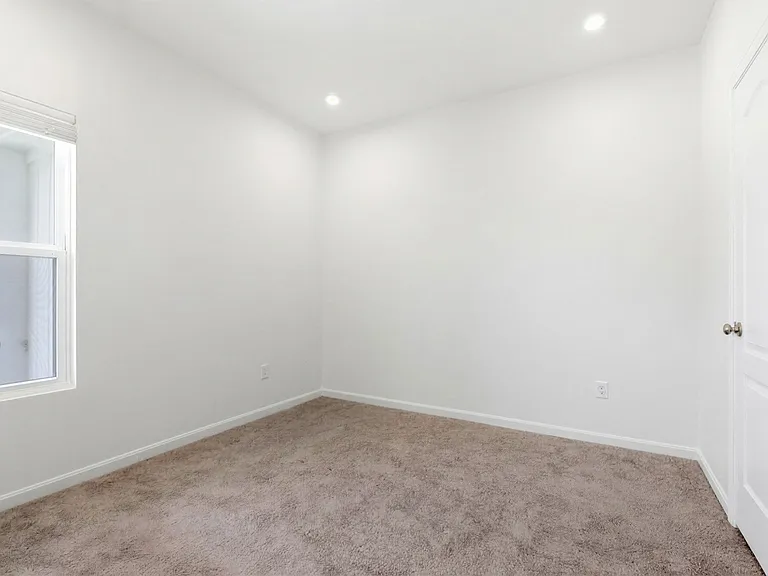 6029 Bluecrest Dr — Photo 8