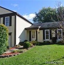 1st image of 35081 Bunker Hill Dr