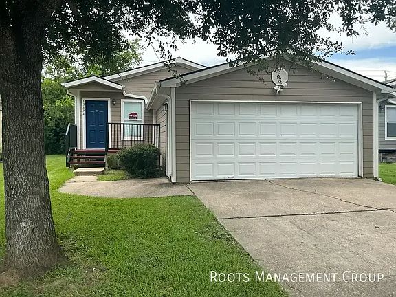 2nd image of 15874 Clarke Springs Dr #15874C