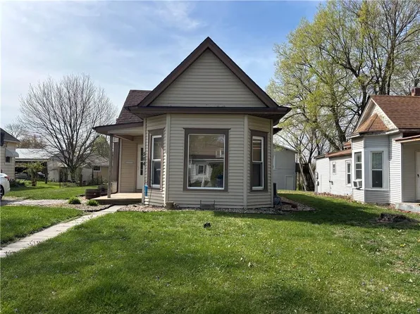 504 W Benton St, Savannah, MO 64485