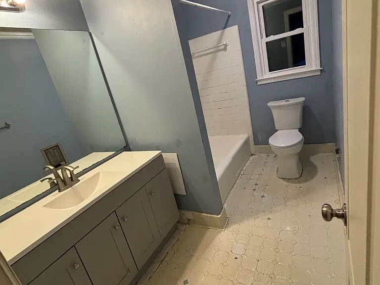9201 Sandburg Ave — Photo 27