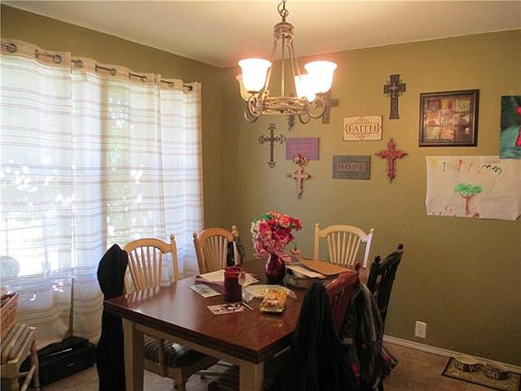 5th image of 8813 Tumbleweed Dr