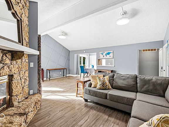 4th image of 5760 Overcrest Dr