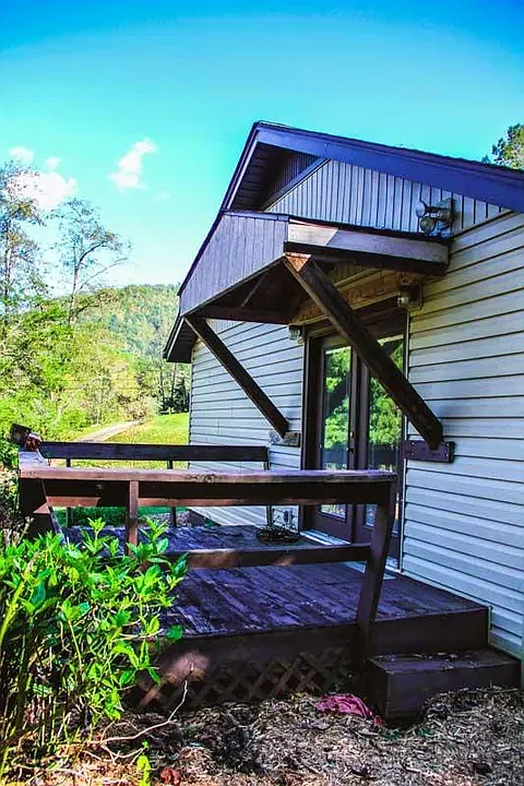 4 bed, 1576 sqft, $2,100 — Photo 4