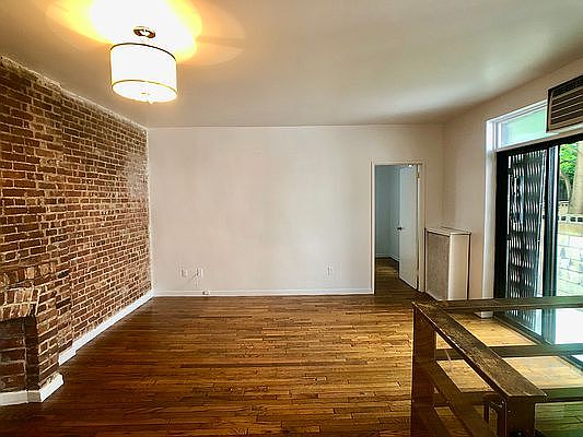 5th image of 46 W 87th St APT 1A