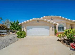 1086 Hollister Rd, Pinon Hills, CA 92372