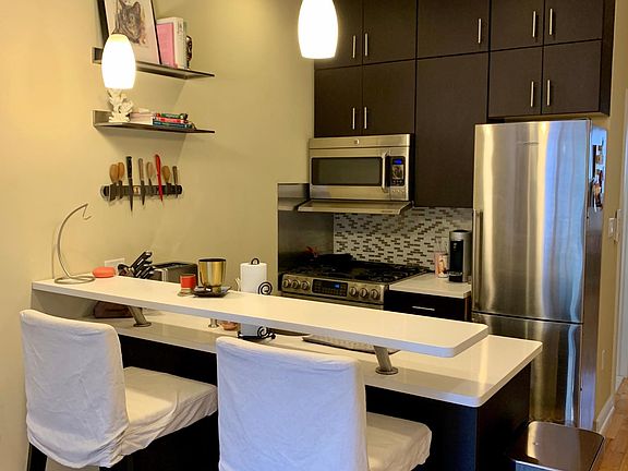 Eat in kitchen