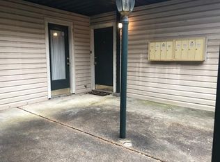 6700 Whispering Oak Pl APT 3, Memphis, TN 38120