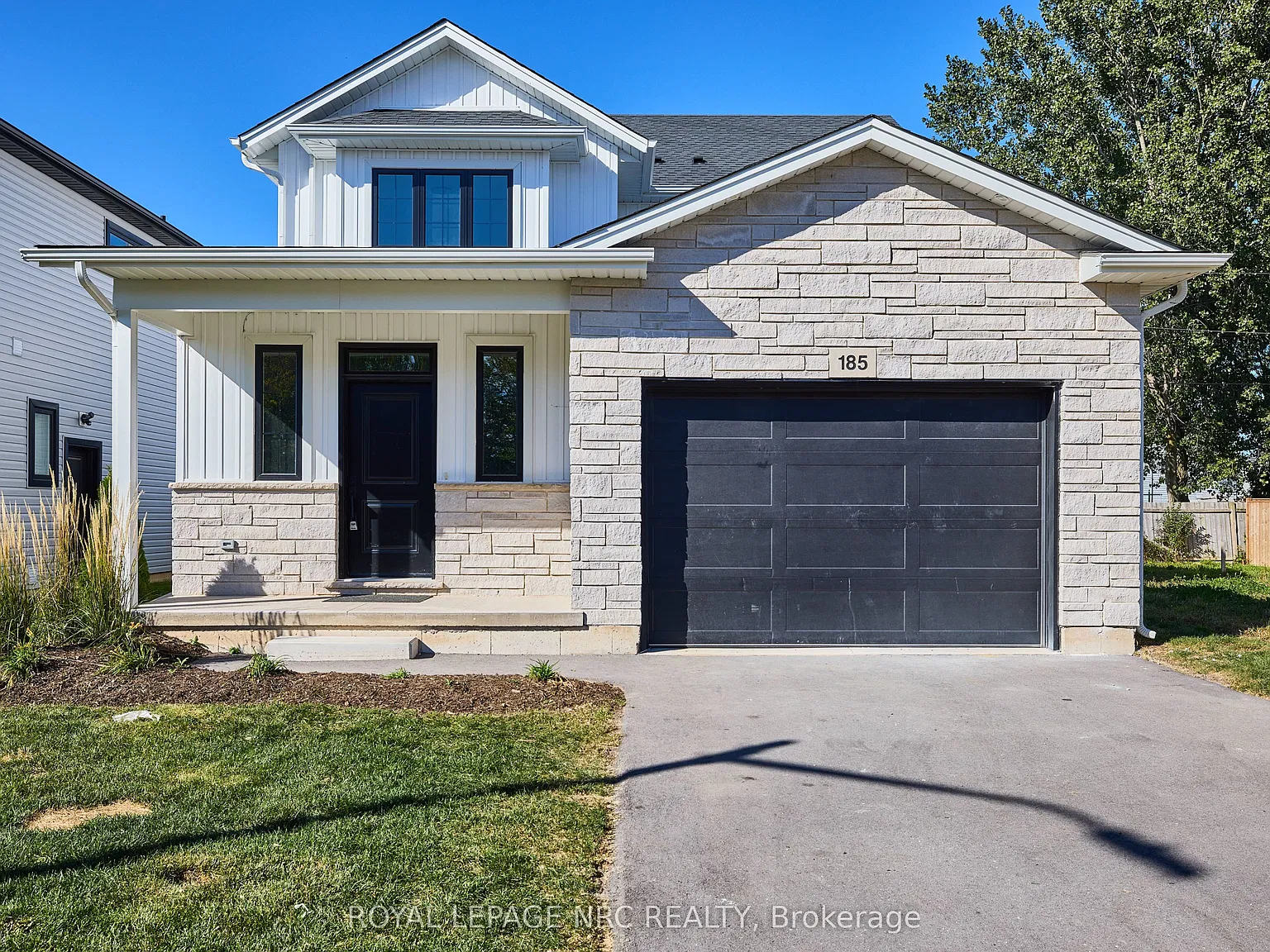 3 bed, $2,695 — Photo 1