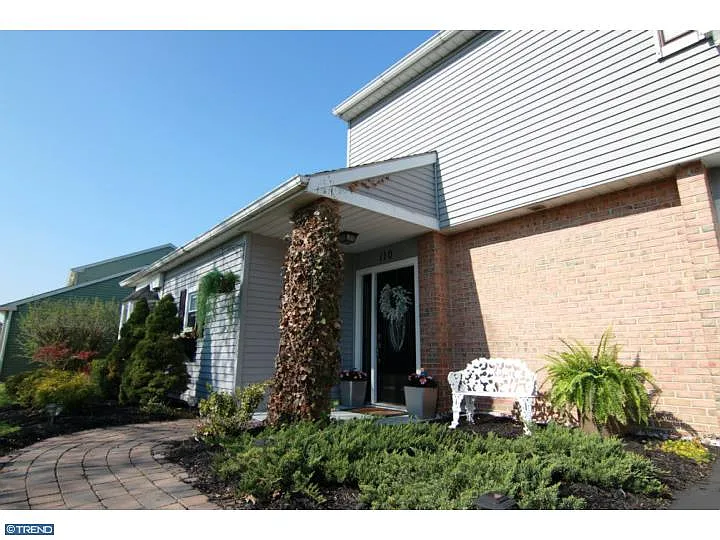 110 Hartline Dr photo 1