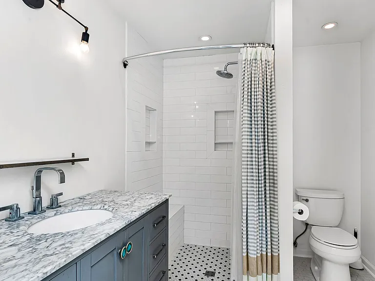 4204 Pine Park Dr — Photo 26