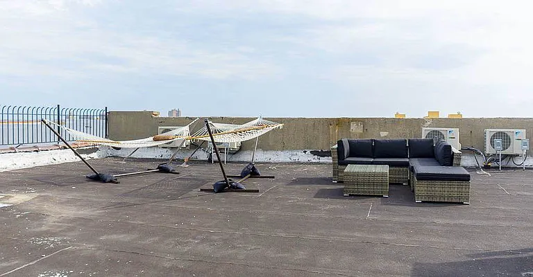 Rented by City Prime Commercial Realty  | media 62