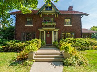 498 S Court St, Crown Point, IN 46307