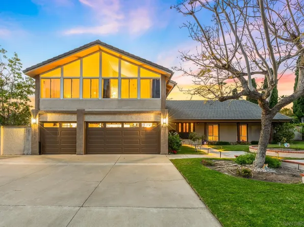 7027 Alicante Rd, Carlsbad, CA 92009