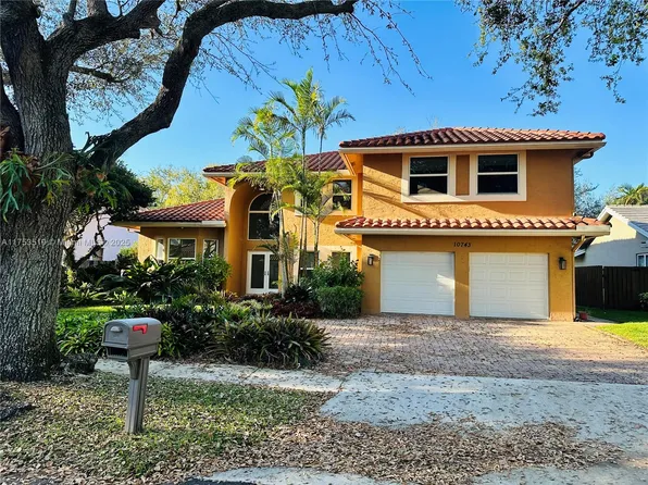 10743 Lisbon St, Cooper City, FL 33026