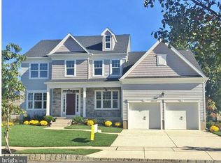 18 Monet Dr, Mays Landing, NJ 08330