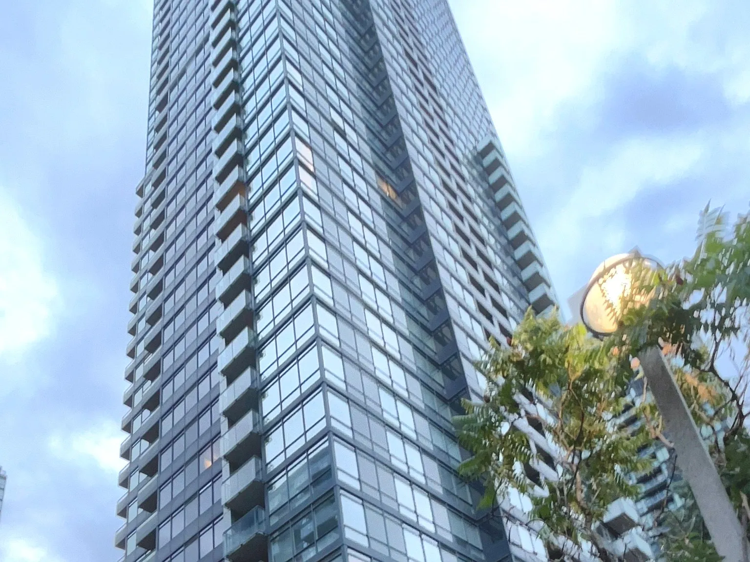 2 bed, $2,400 — Photo 2