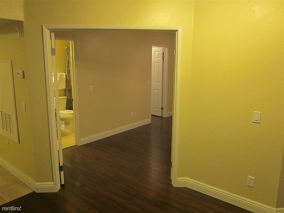 6800 E Lake Mead Blvd, Unit 2006 dining room looking at bath