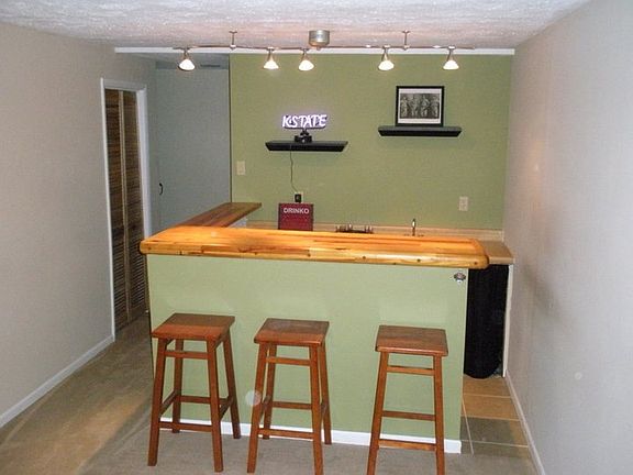 Wet bar in basement