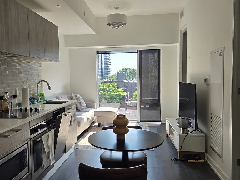 3 Gloucester St #512 — Photo 17