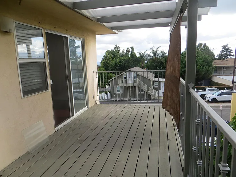 147 Mariposa Ave #F — Photo 27