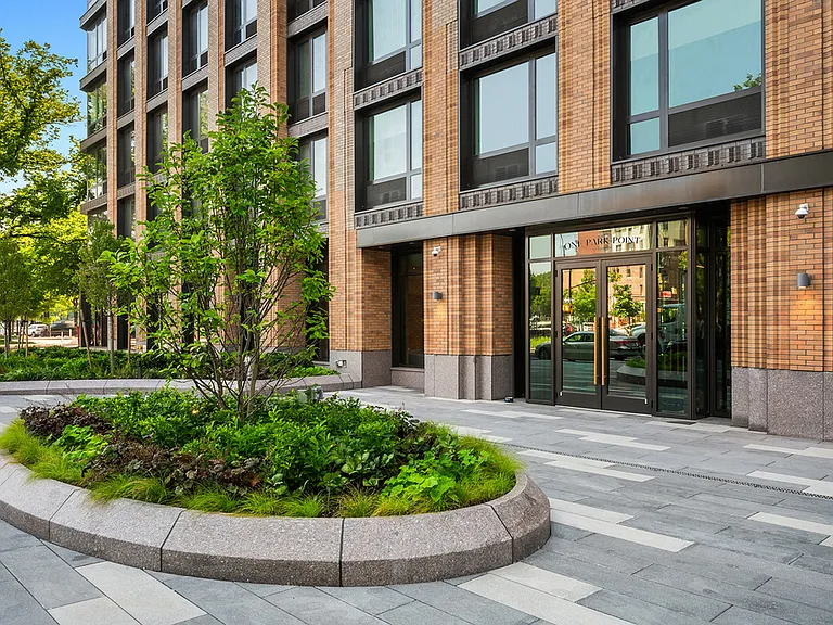 11 Ocean Pkwy #Penthouse 102 — Photo 8