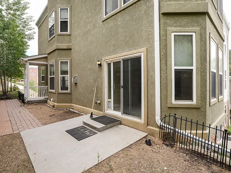 692 Louis Dr #1 — Photo 27