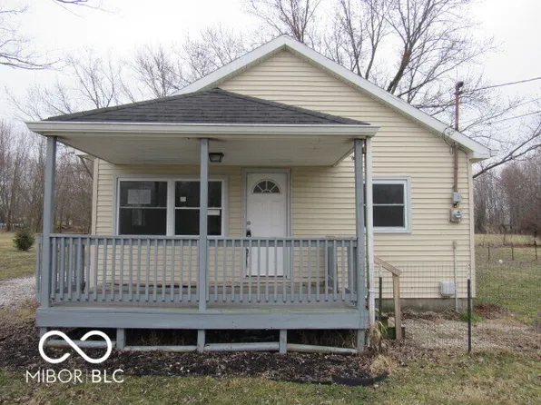 2167 Jackson Ln, Anderson, IN 46011