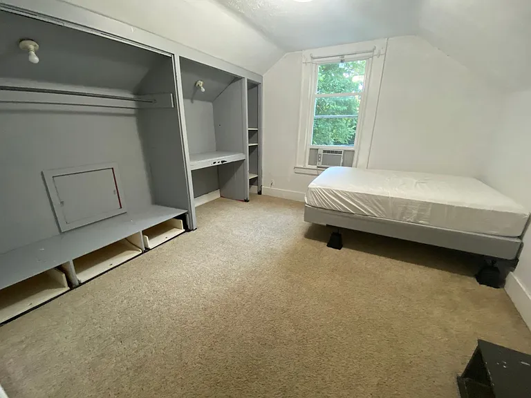 620 E Delmar St — Photo 7