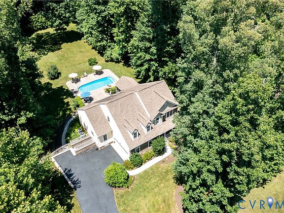 2nd image of 7004 Kimberly Jane Ct