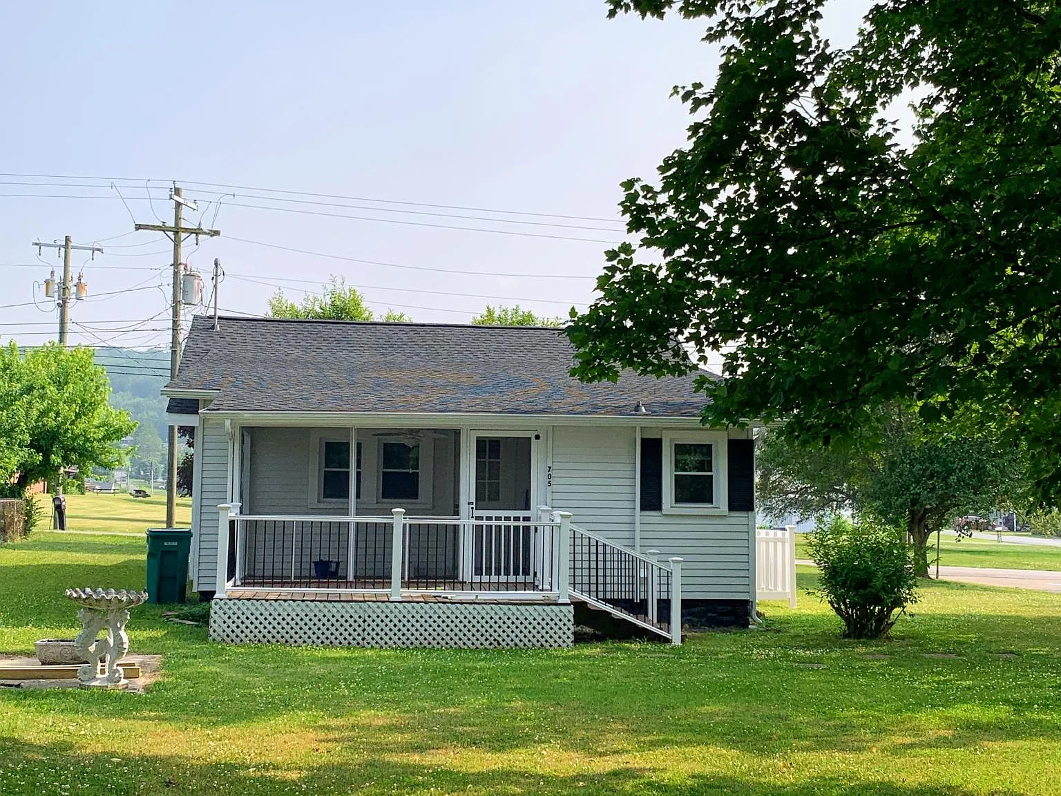 3 bed, 1100 sqft, $1,600 — Photo 4
