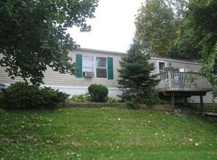 10 Zimmer Dr, Franklin, NJ 07416