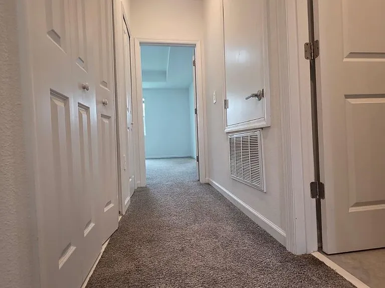 7732 Stone Creek Trl — Photo 22