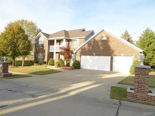 Welcome to Portland Lakes at it's finest! 4325 Bangor Dr. 3 beds 3 cars 4 baths Luxurious Main Floor Master Suite, Massive Fireplace center a 2 Story Great Room with Upper Family Study Loft Main Floor Laundry and Partially Finished Lower Level with Media 