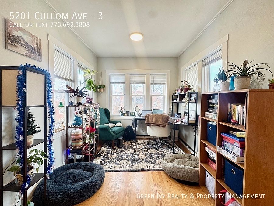1st image of 5201 W Cullom Ave #3