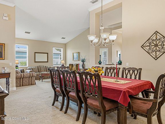 4th image of 3467 Farragut Pl