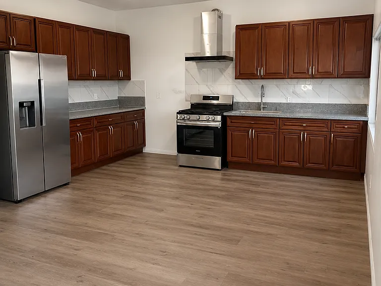 3583 Lindsay St — Photo 1