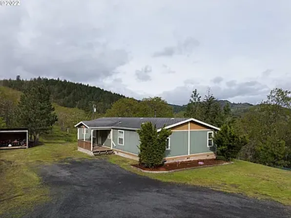 1150 Huskey Rd, Mosier, OR 97040