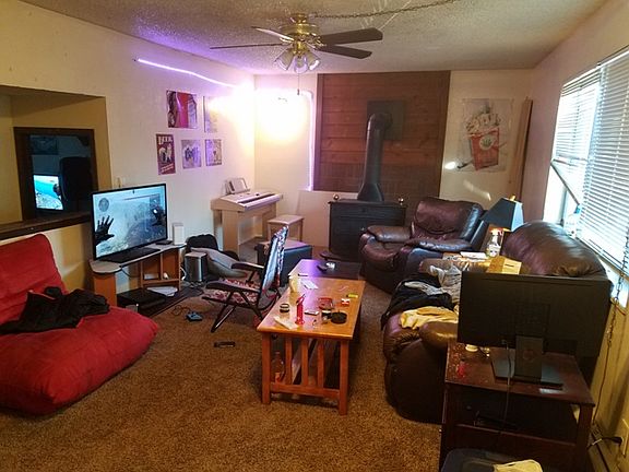 828 Marine Street #4 - living room