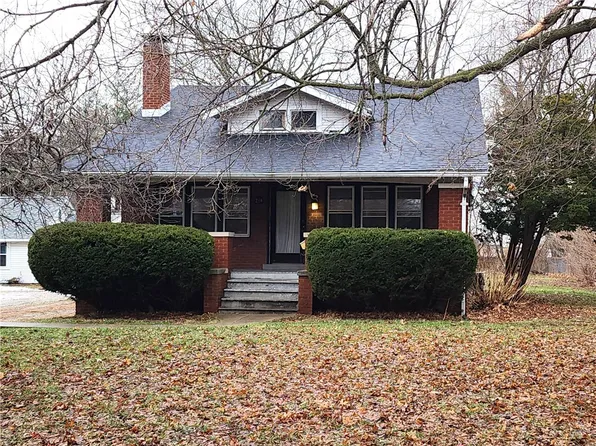 290 E Maryland Heights Rd, Decatur, IL 62526